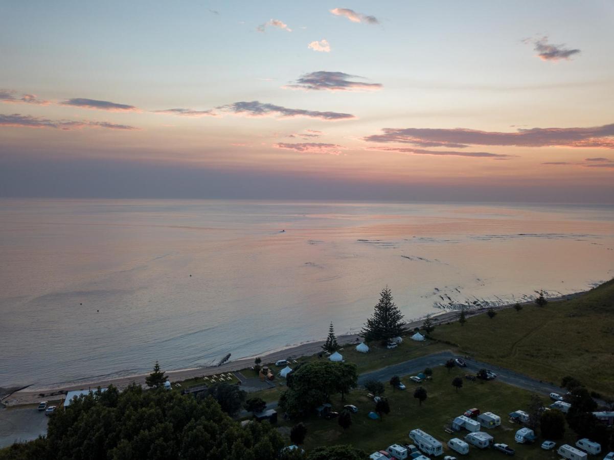 ホテル Tatapouri Bay ギズボーン エクステリア 写真