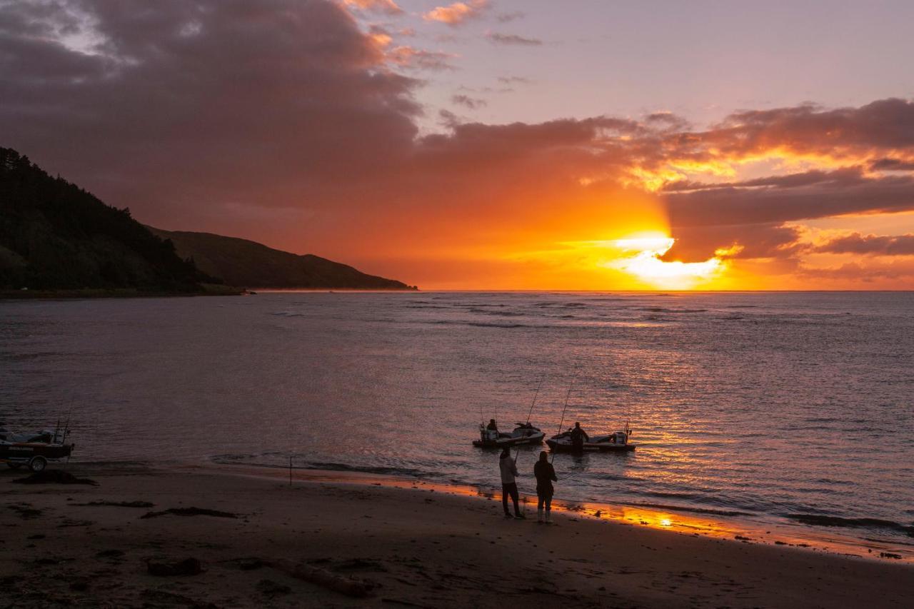 ホテル Tatapouri Bay ギズボーン エクステリア 写真